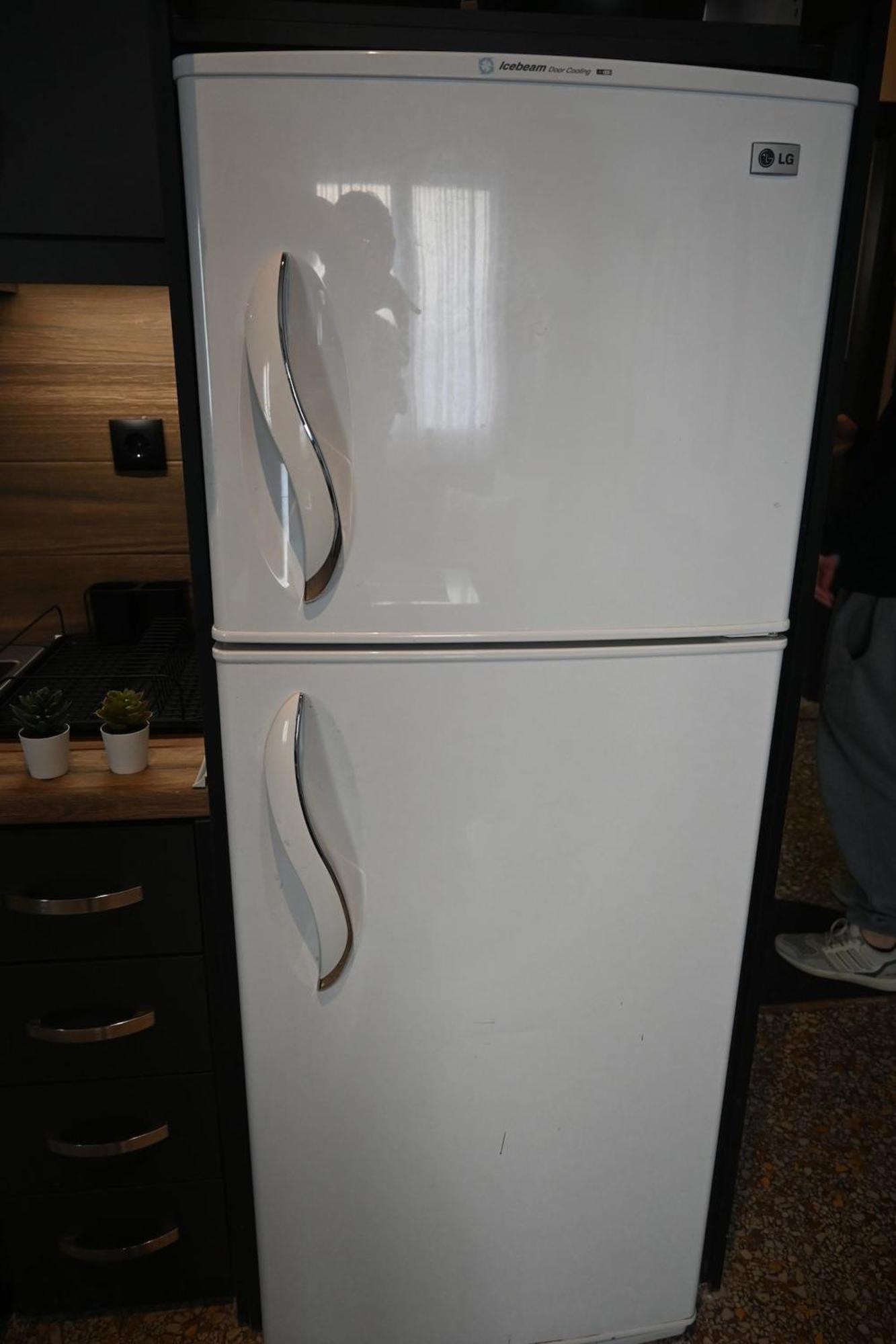 Haris 302 Apartment By Vpn Accomodation Athens Luaran gambar