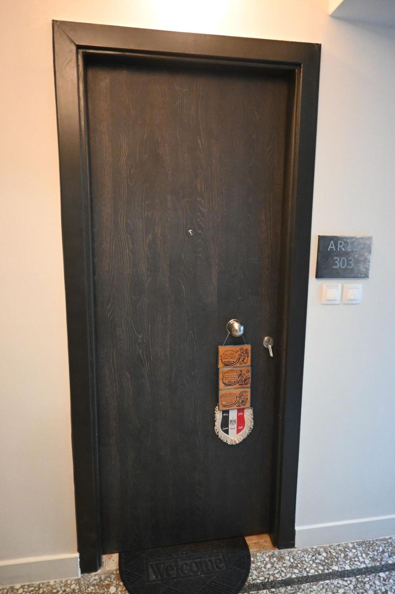 Haris 302 Apartment By Vpn Accomodation Athens Luaran gambar