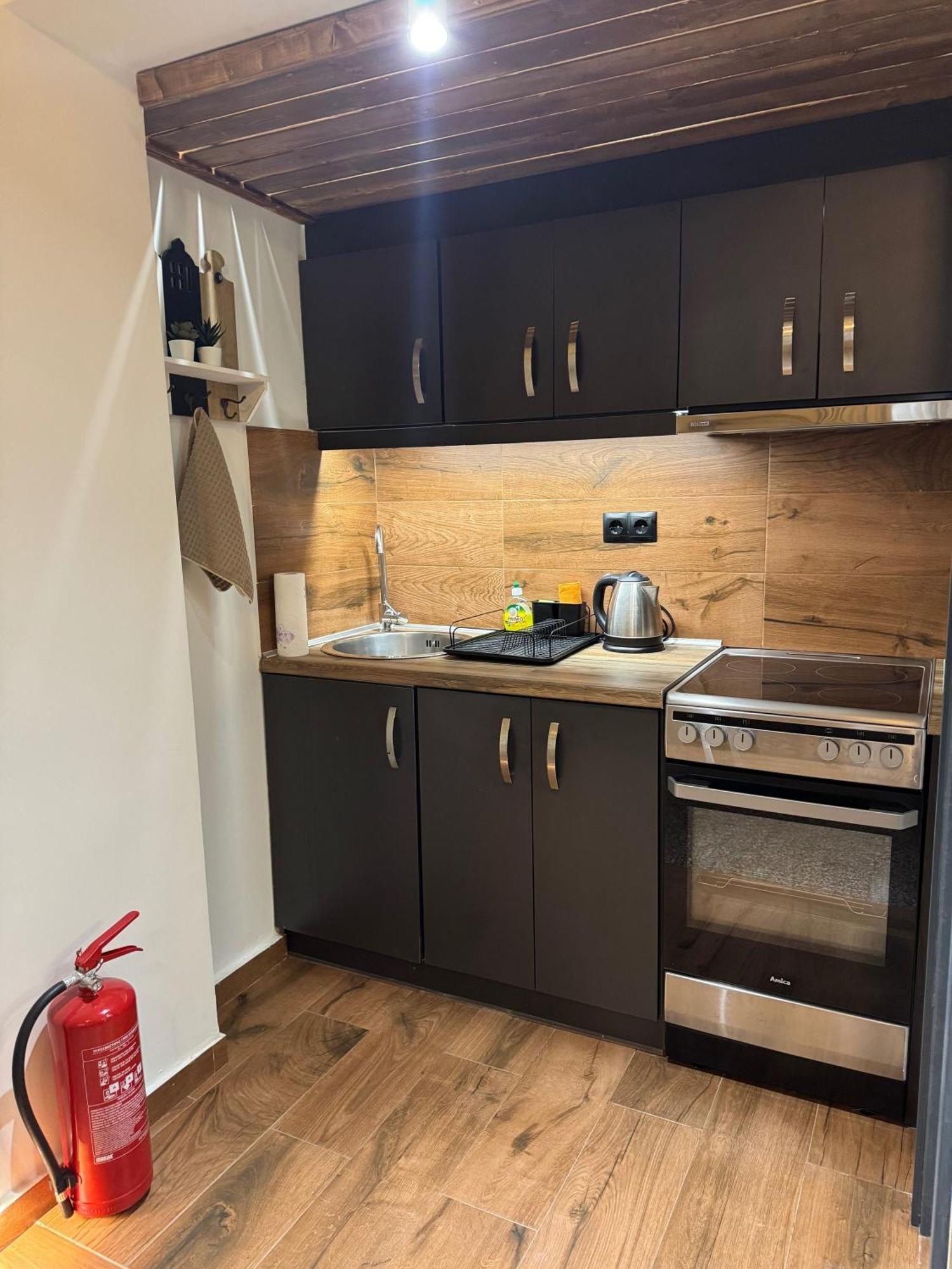 Haris 302 Apartment By Vpn Accomodation Athens Luaran gambar